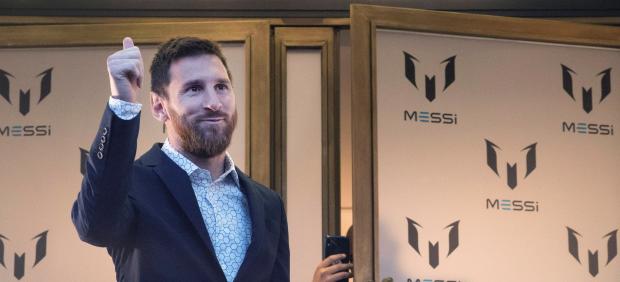 Leo Messi presenta una marca de ropa