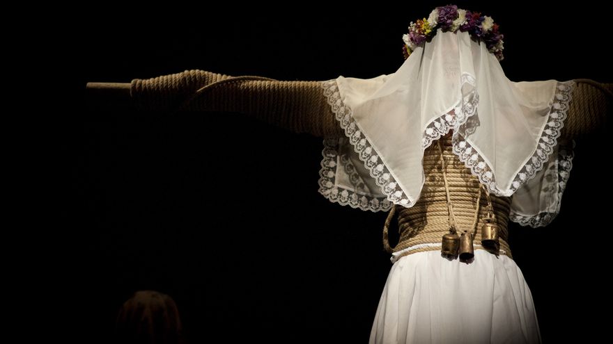 Angélica Liddell, una creadora disidente que lleva al teatro el arte del dolor: “Vengo de quemar a mis padres, con tres meses de diferencia