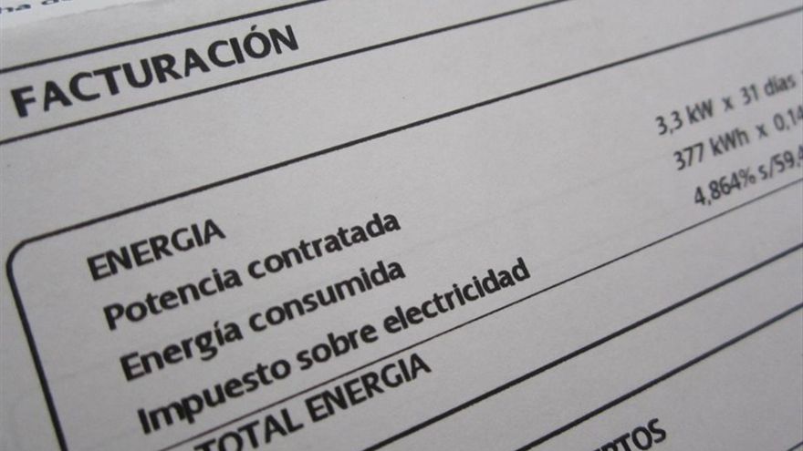 El Gobierno aplaza a junio la entrada en vigor de la nueva factura eléctrica