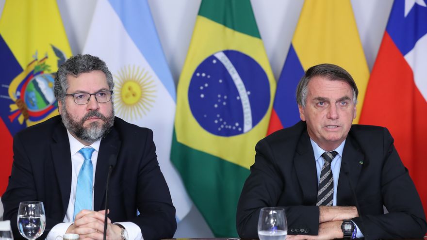 Dimiten los ministros de Exteriores y Defensa de Brasil en un mismo día