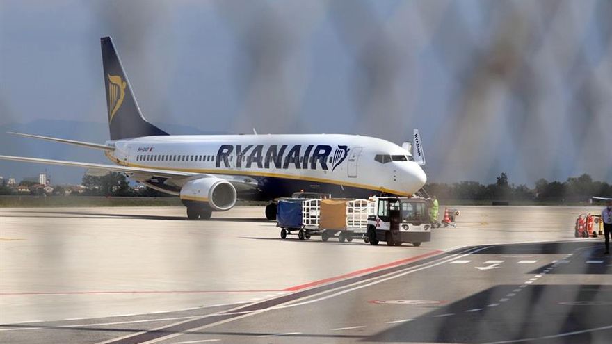 La Audiencia Nacional invalida la externalización de tripulantes en Ryanair: hay cesión ilegal de trabajadores