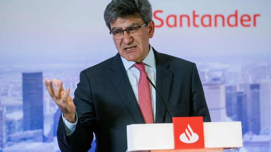 Santander defiende los sueldos de los banqueros frente a las críticas de Calviño y señala que ya están muy 