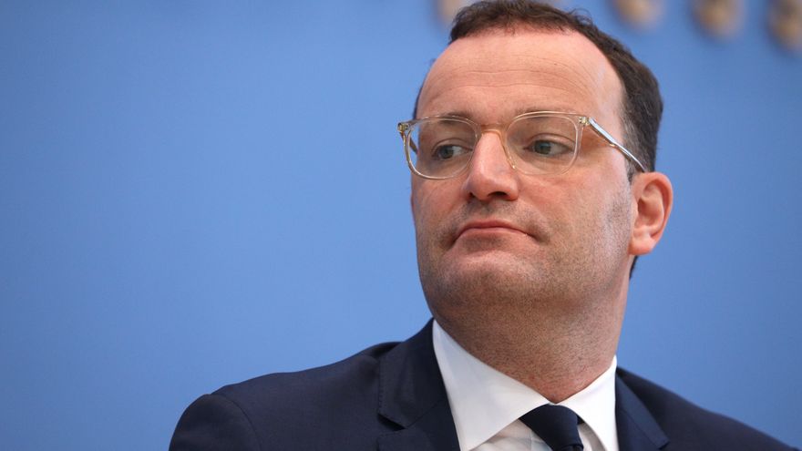 El ministro de Sanidad alemán, acorralado por el escándalo de las mascarillas defectuosas para colectivos vulnerables