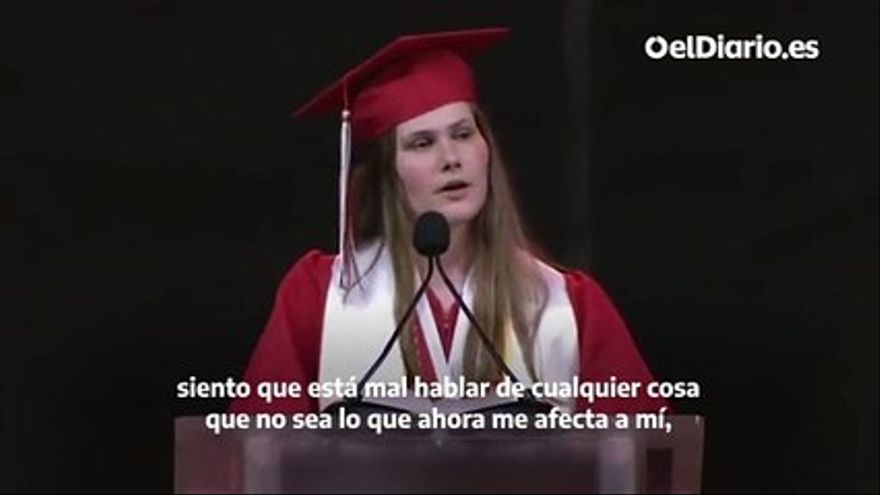 El discurso de graduación de la estudiante que se saltó el guion para criticar la nueva ley contra el aborto en Texas