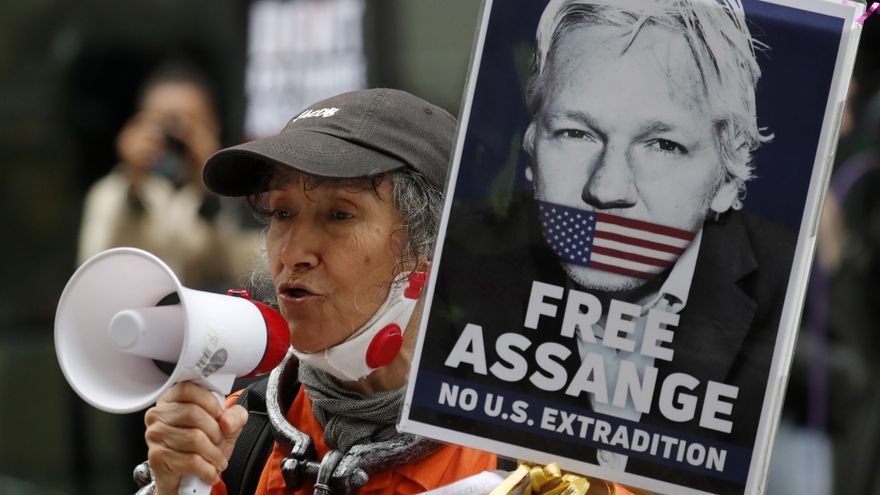 La justicia británica da la orden para extraditar a Assange a EEUU y solo falta la firma de Interior