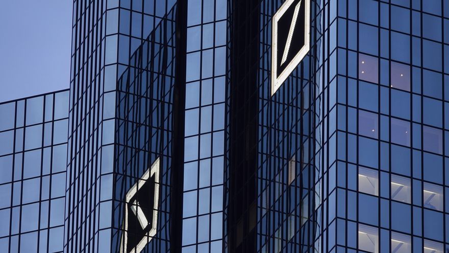 La Policía registra las oficinas del Deutsche Bank en Fráncfort