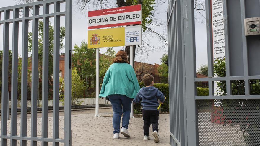 ¿Segunda oportunidad para el IPREM?: los subsidios de paro se descuelgan de la inflación y pierden poder de compra