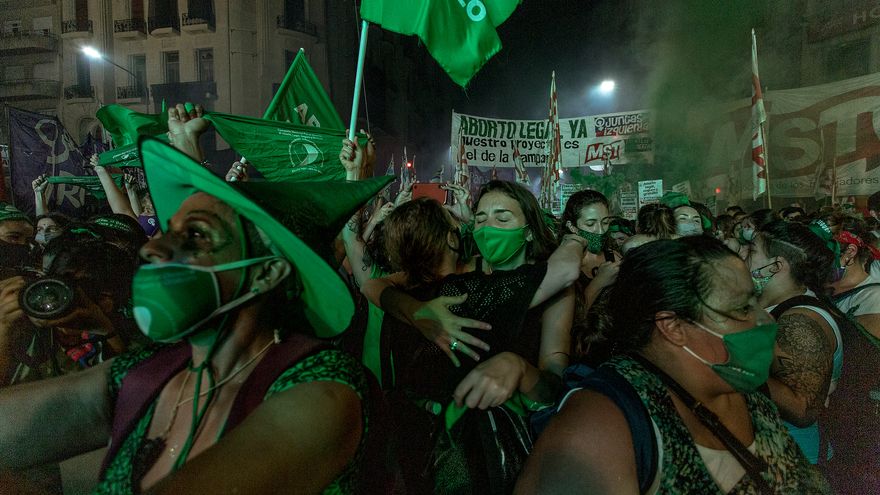 De la marea verde argentina a la deforestación de la Amazonía: dos años en imágenes premiados por POY Latam