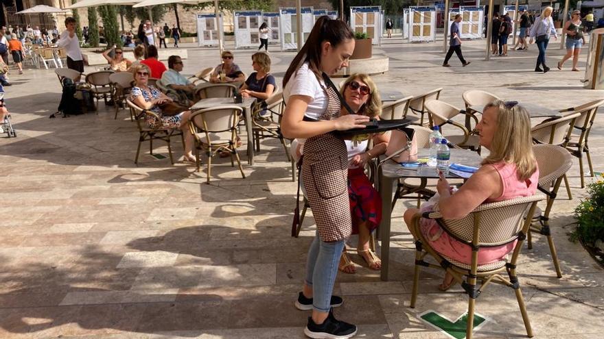 Caída del empleo en Madrid, la crisis inflacionista y otras claves que explican la moderación del mercado laboral