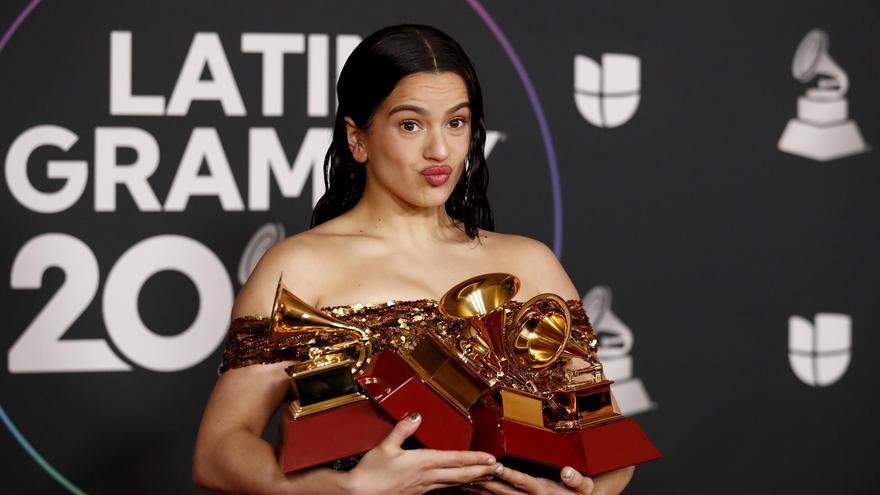 Rosalía hace historia en los Latin Grammy al ganar de nuevo el premio al mejor álbum