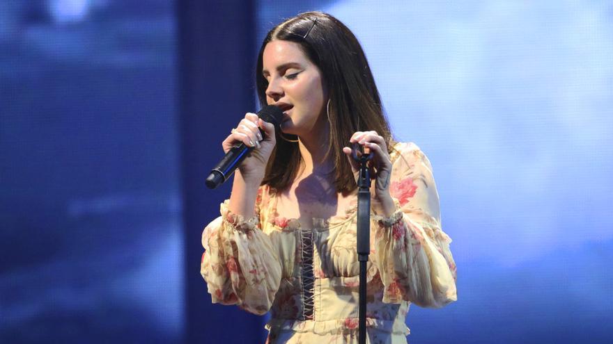 Lana del Rey, el mito pop que revienta el yugo de la exigencia de autenticidad