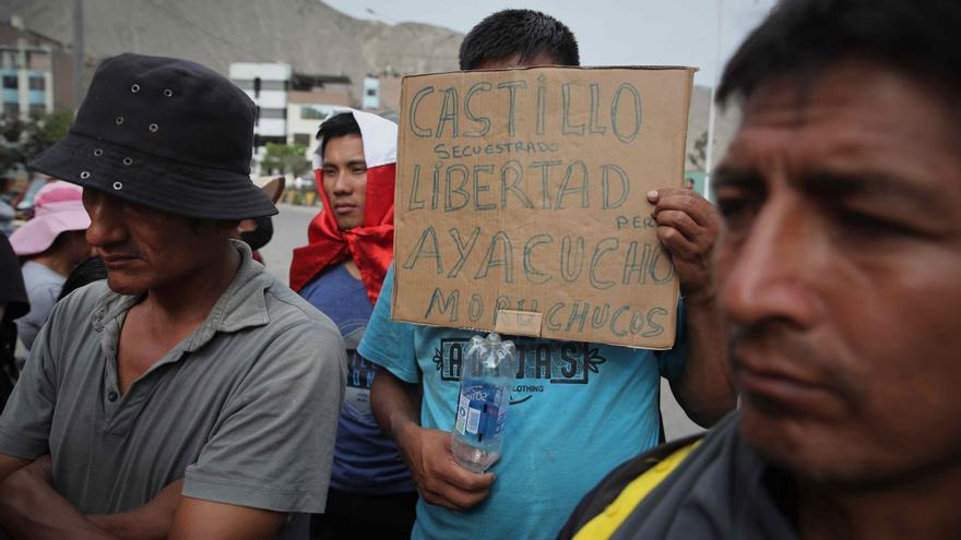 El Gobierno de Perú declara el estado de emergencia en todo el país ante las protestas a favor de Castillo