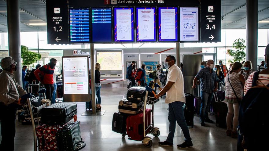 Francia elimina algunos vuelos cortos si se puede ir en tren: una medida pionera, pero aún tímida