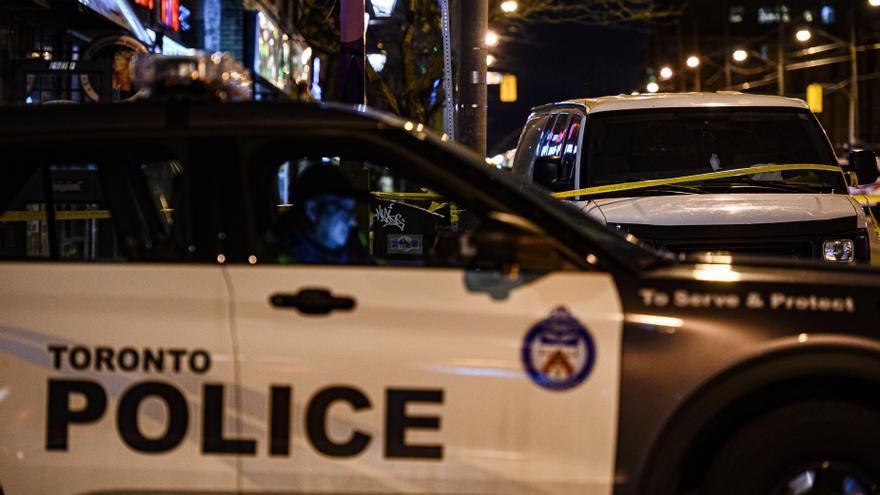 Cinco muertos en un tiroteo en Toronto