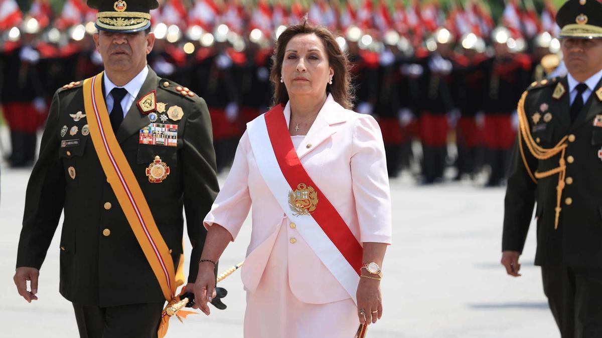 Presidenta de Perú pide dejar atrás la confrontación