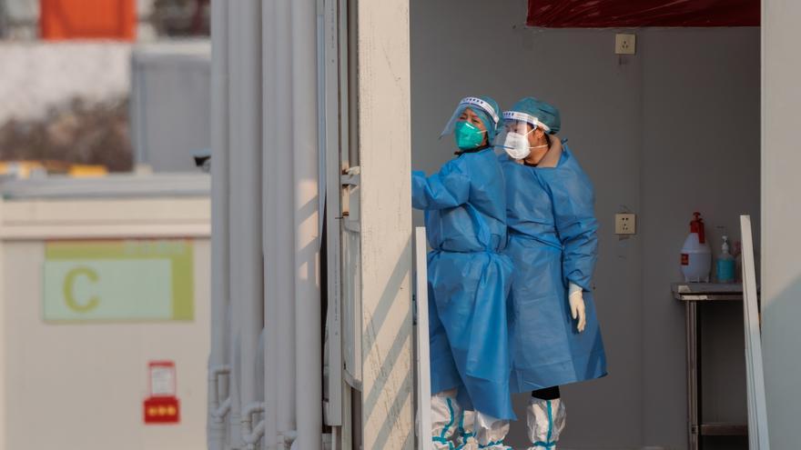 Hospitales desbordados en China tras la relajación de las medidas contra la COVID