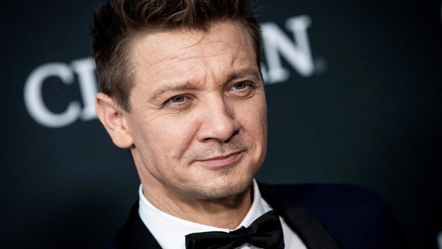 Jeremy Renner, operado de traumatismo torácico por su accidente con un quitanieves