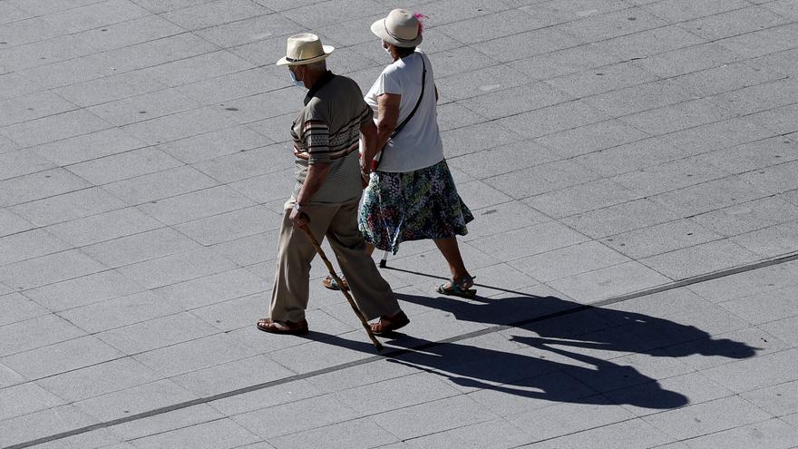 Los cambios que entran en vigor este 1 de enero de 2023: pensiones, cuotas de autónomos y bonificación del transporte