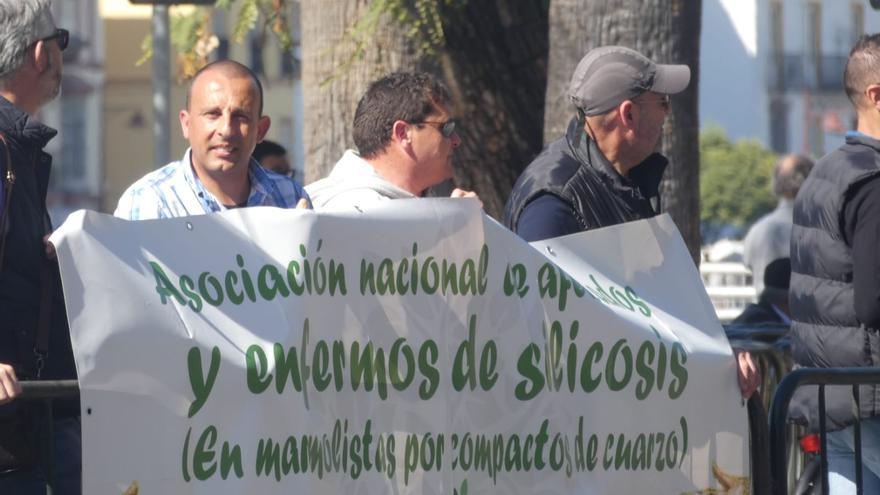 Cosentino admite su responsabilidad por la silicosis en trabajadores del mármol y pagará 1,1 millones a cinco afectados