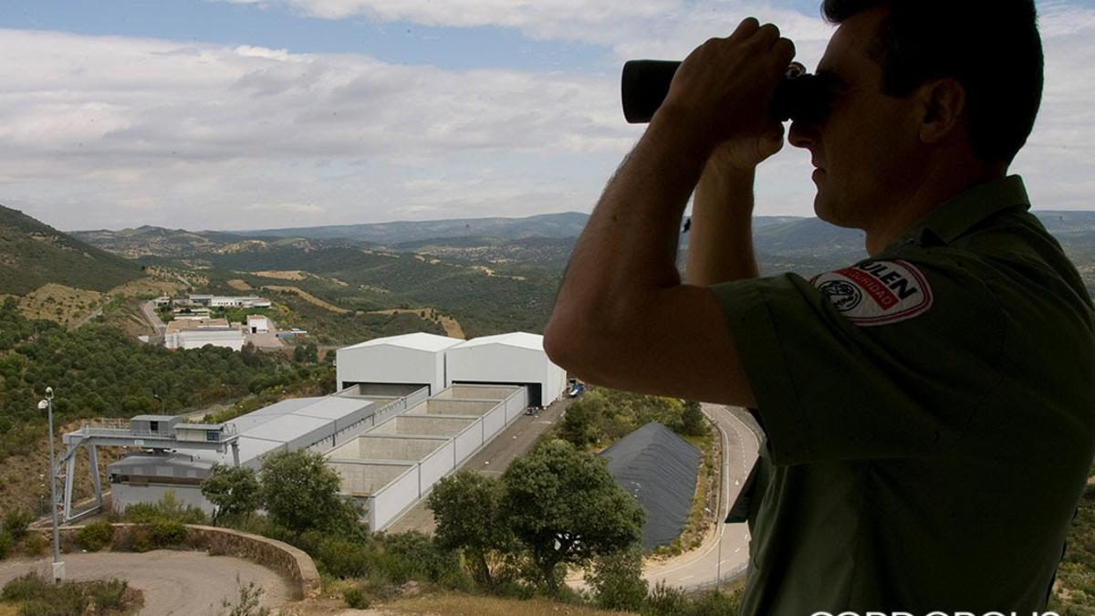 Los lazos de parentesco en la empresa que gestiona los residuos nucleares alcanzan a un tercio de su plantilla en Córdoba