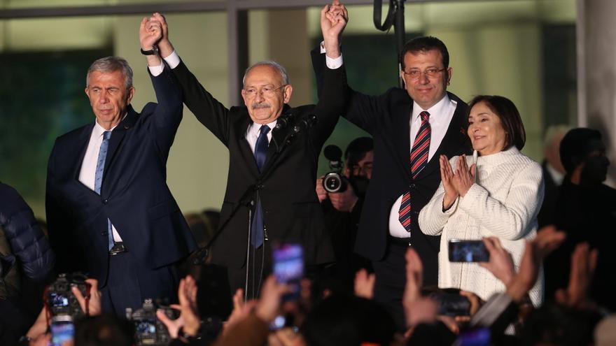 La oposición turca pone a Erdogan contra las cuerdas tras 20 años en el poder