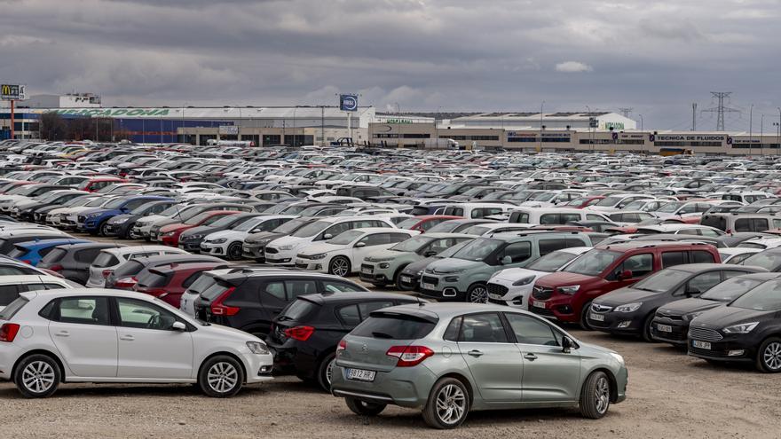 Alemania amenaza el plan para prohibir la venta de coches diésel y gasolina a partir de 2035