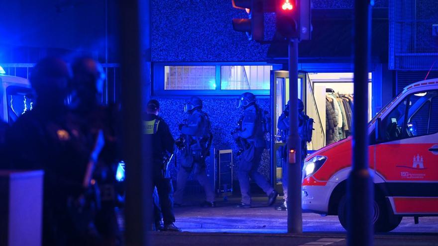 Al menos ocho muertos en un tiroteo en una iglesia de los Testigos de Jehová en Hamburgo