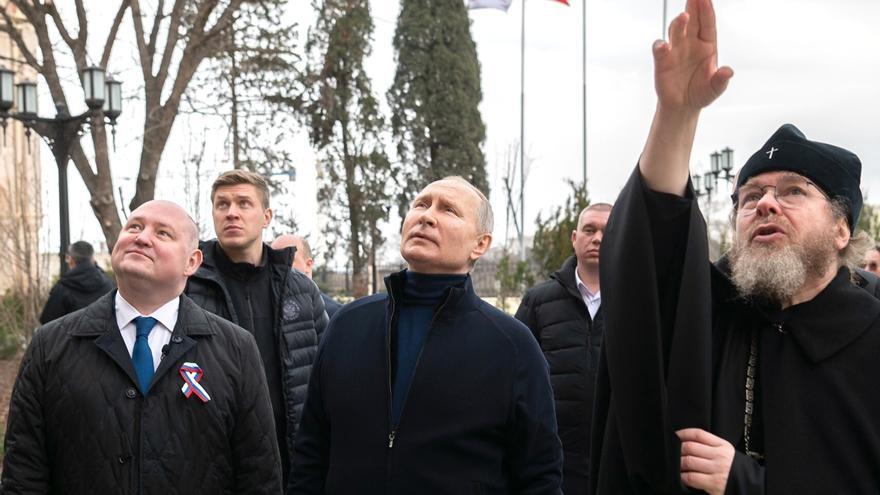 Putin visita Mariúpol en su primer viaje al Donbás desde el inicio de la guerra