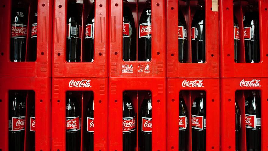 ¿Quién dijo crisis del consumo? Nestlé, Coca-Cola y Heineken disparan sus ventas y siguen subiendo precios