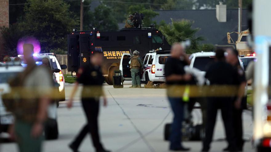 Al menos nueve muertos en un tiroteo en un centro comercial de Texas, EEUU