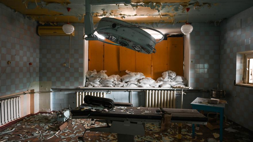 Hospitales, ambulancias y almacenes: 1.000 ataques contra la atención médica durante la invasión rusa de Ucrania