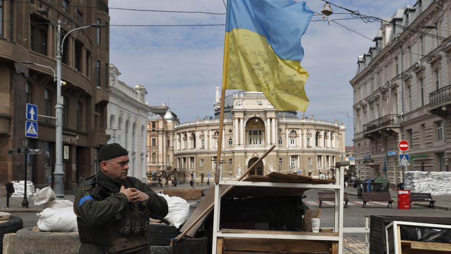 Al menos seis muertos en ataques rusos en Odesa y Donetsk