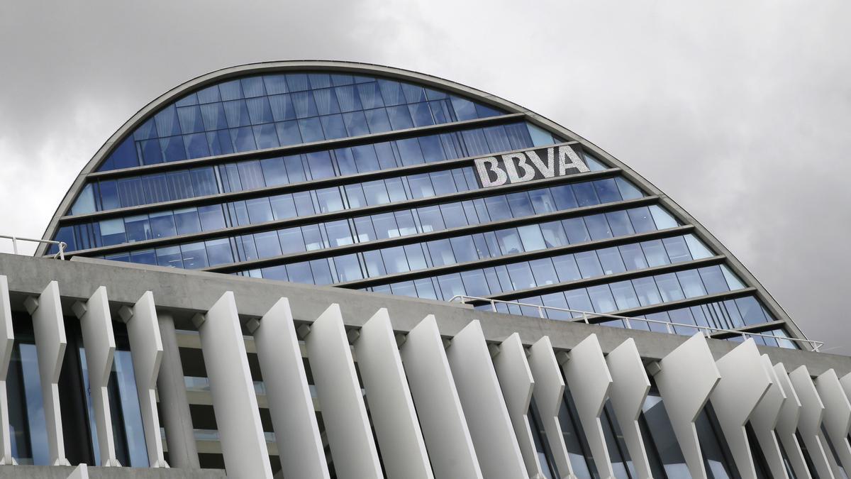 El banco BBVA informa de problemas de acceso en la web y en la app