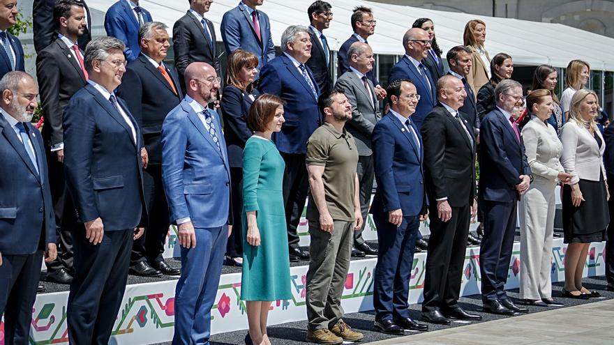 Zelenski aprovecha el calor de los líderes europeos para apremiarles a aceptar a Ucrania en la UE y la OTAN