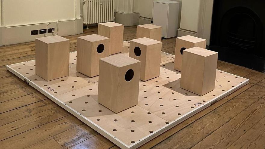 España y Perú se unen en la Bienal de Diseño de Londres a través del instrumento del cajón