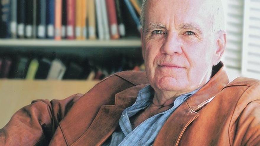 Muere a los 89 años el escritor Cormac McCarthy, autor de obras como 