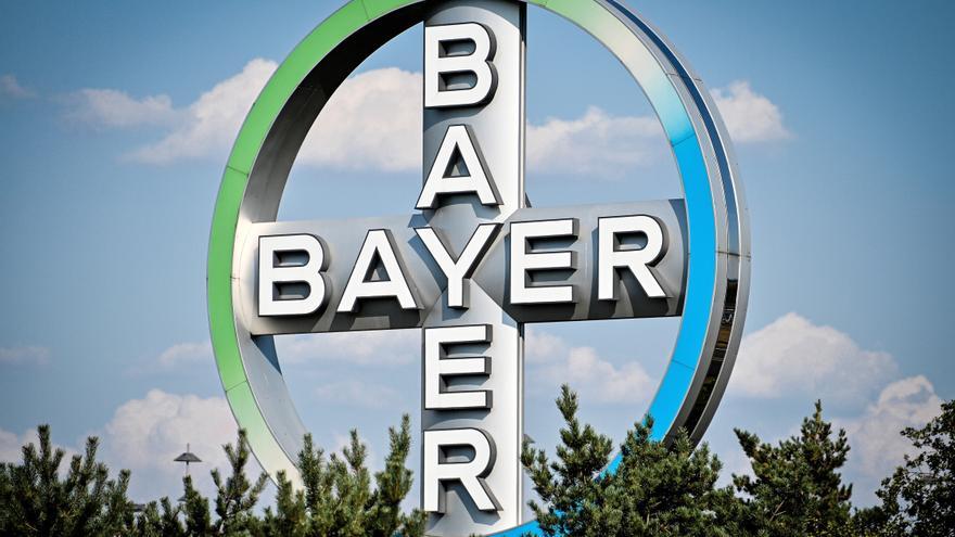 Bayer plantea un ERE con 135 despidos en su división farmacéutica en España