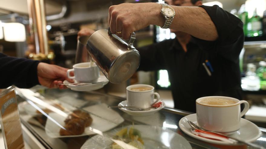 La economía creció un 0,3% en el tercer trimestre gracias a la resistencia del consumo