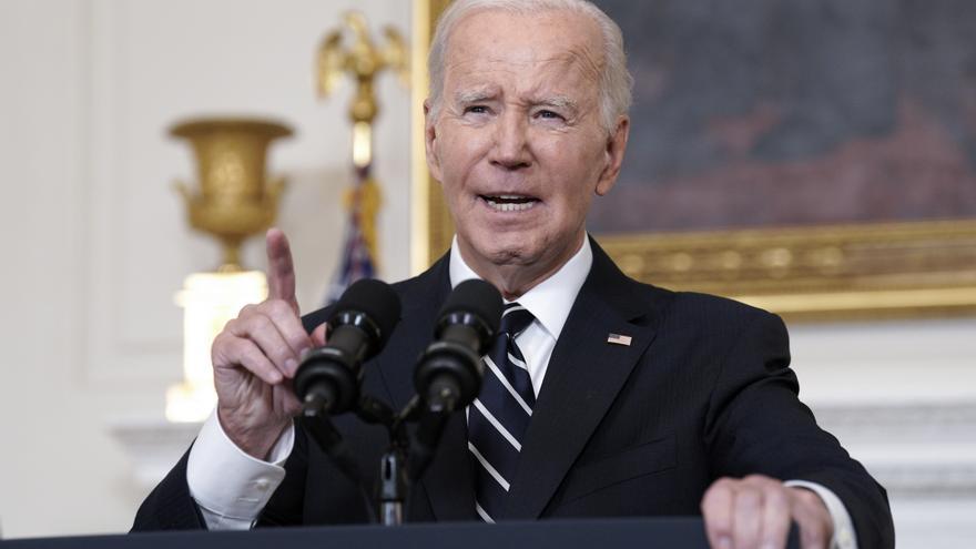 Biden da carta blanca al asedio de Gaza: 