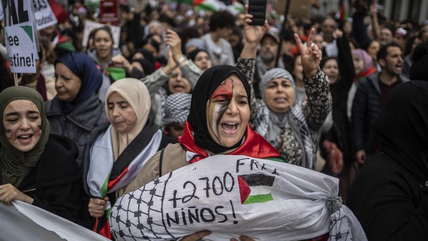 Miles de personas se manifiestan por Madrid en apoyo al pueblo palestino y en contra de la ofensiva israelí sobre Gaza