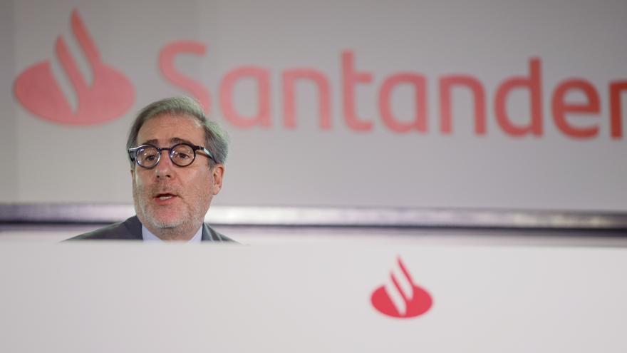 Santander cree que el impuesto a la banca 