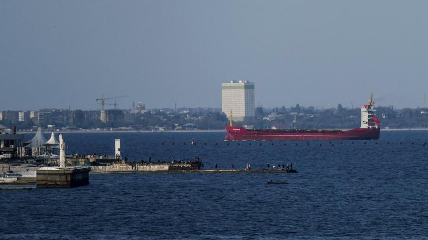 Qué está pasando en la guerra: Ucrania desafía a Rusia e impulsa una nueva ruta para transportar cereales en el mar Negro