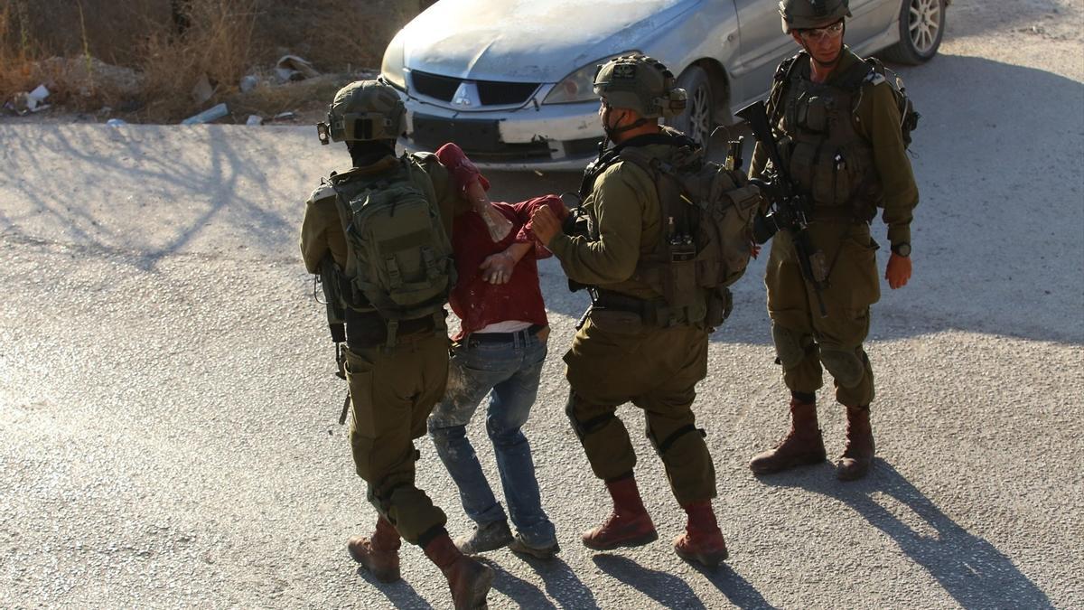 Sin visitas y con la comida racionada: Israel castiga a miles de palestinos en sus cárceles