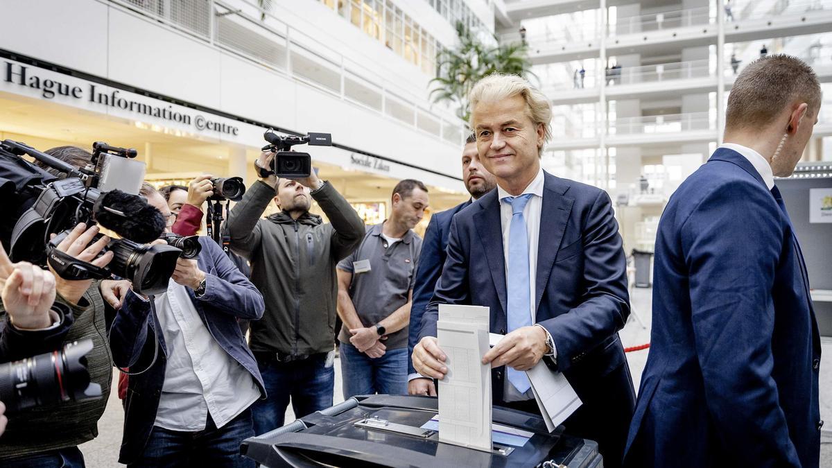 La extrema derecha de Wilders gana las elecciones en Países Bajos