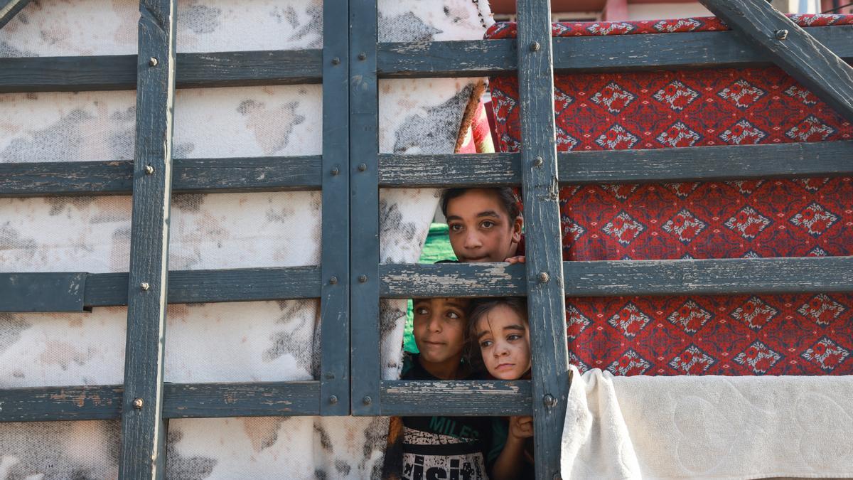 Escuelas cerradas y destruidas: así compromete la guerra la educación y el futuro de los niños de Gaza