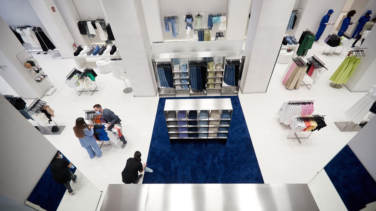 Inditex lanza en España el 12 de diciembre su plataforma de venta de ropa de segunda mano Zara Pre-Owned