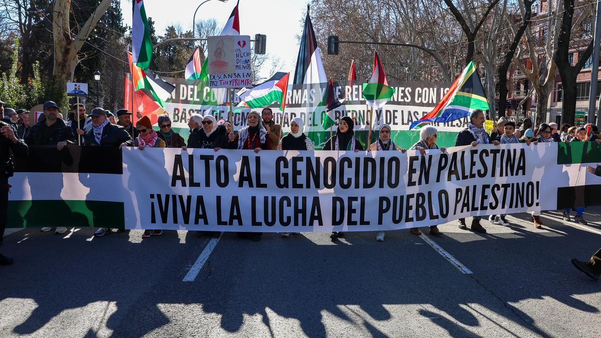 Miles de personas se manifiestan en toda España contra la matanza de Israel en Gaza