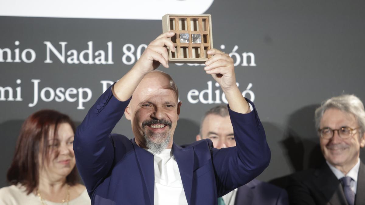 César Pérez Gellida gana el Premio Nadal 2024 con el thriller rural 