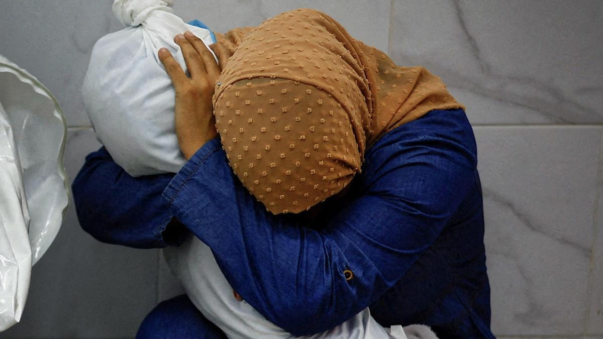 Una fotografía que muestra el dolor de las víctimas palestinas gana el World Press Photo de 2024