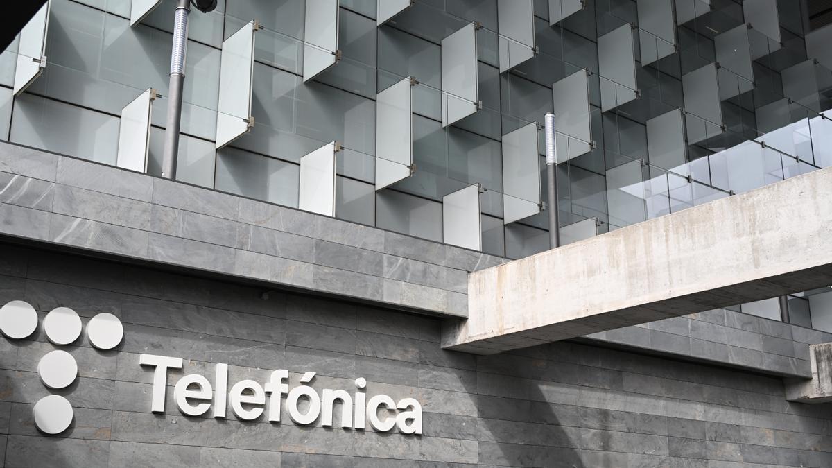 CriteriaCaixa alcanza una participación del 5% en Telefónica tras el desembarco de la SEPI